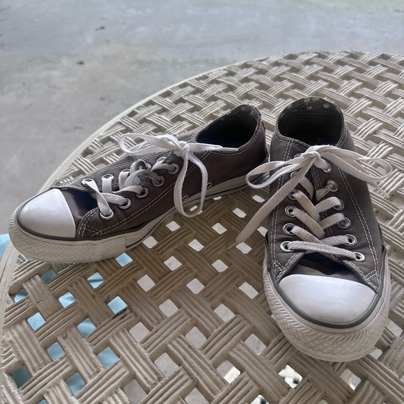 Converse - Picture 2 of 5